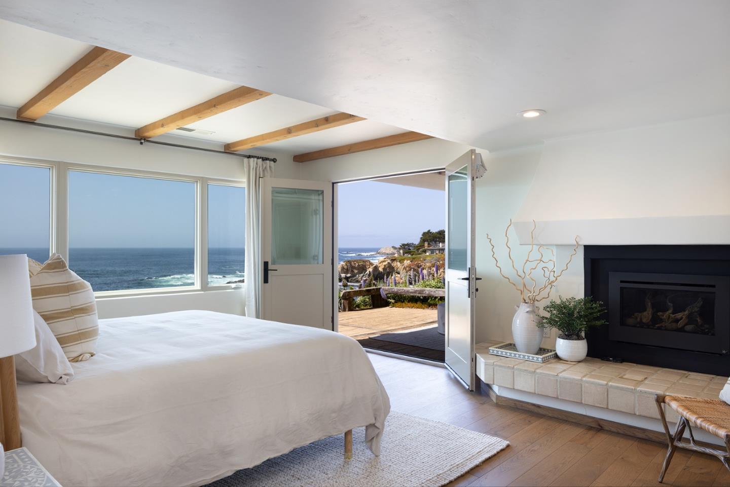 Detail Gallery Image 24 of 33 For 30530 Aurora Del Mar, Carmel,  CA 93923 - 3 Beds | 2/1 Baths