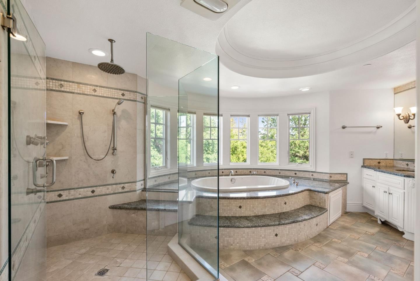 Detail Gallery Image 33 of 63 For 12690 Dianne Dr, Los Altos Hills,  CA 94022 - 6 Beds | 6/1 Baths