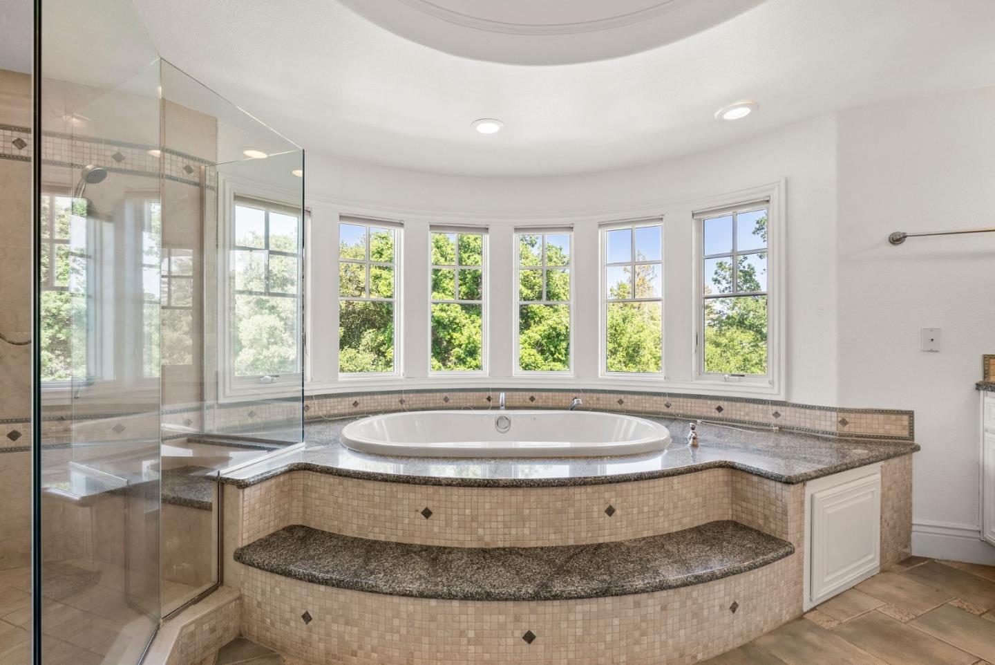 Detail Gallery Image 34 of 63 For 12690 Dianne Dr, Los Altos Hills,  CA 94022 - 6 Beds | 6/1 Baths