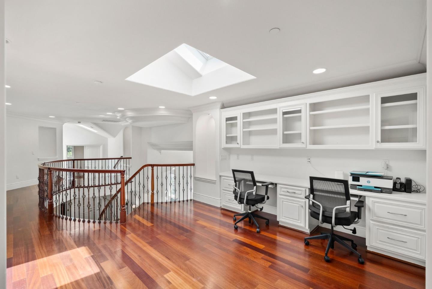 Detail Gallery Image 37 of 63 For 12690 Dianne Dr, Los Altos Hills,  CA 94022 - 6 Beds | 6/1 Baths