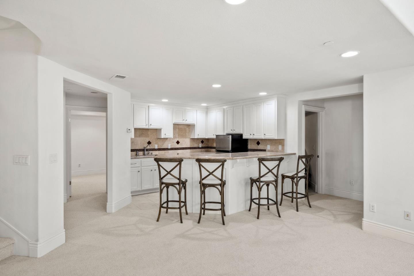 Detail Gallery Image 43 of 63 For 12690 Dianne Dr, Los Altos Hills,  CA 94022 - 6 Beds | 6/1 Baths