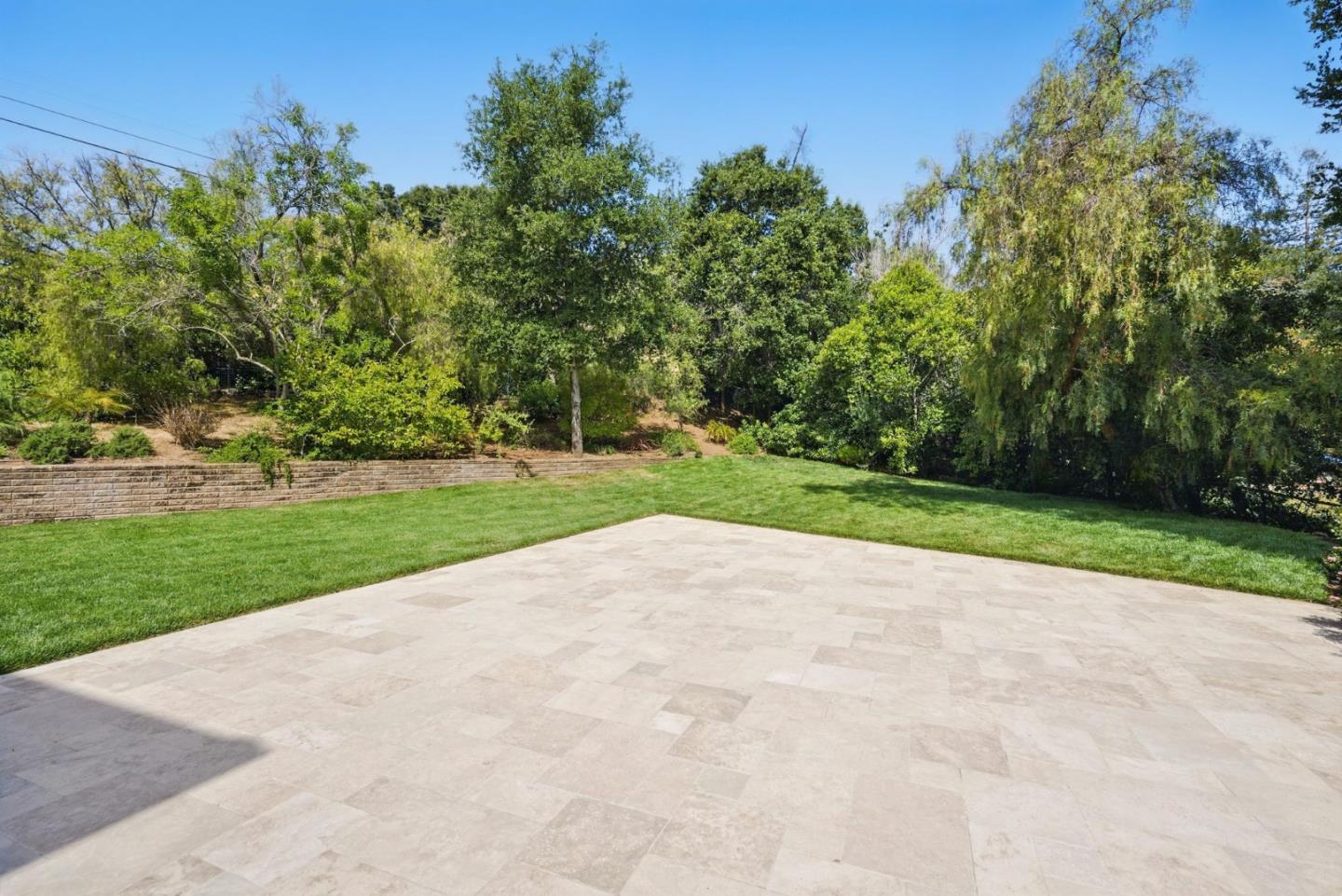 Detail Gallery Image 50 of 63 For 12690 Dianne Dr, Los Altos Hills,  CA 94022 - 6 Beds | 6/1 Baths