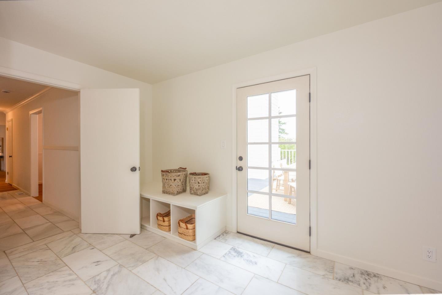 Detail Gallery Image 14 of 43 For 900 Franklin St, Montara,  CA 94037 - 5 Beds | 4 Baths