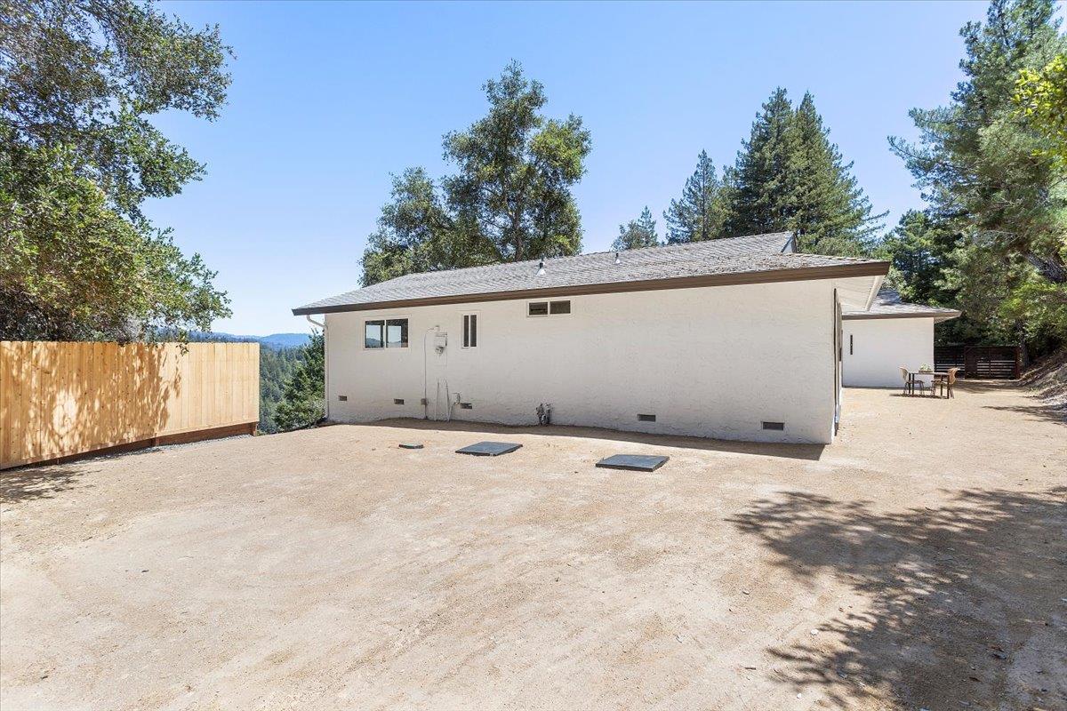 Detail Gallery Image 28 of 35 For 17060 Lon Rd, Los Gatos,  CA 95033 - 4 Beds | 2/1 Baths
