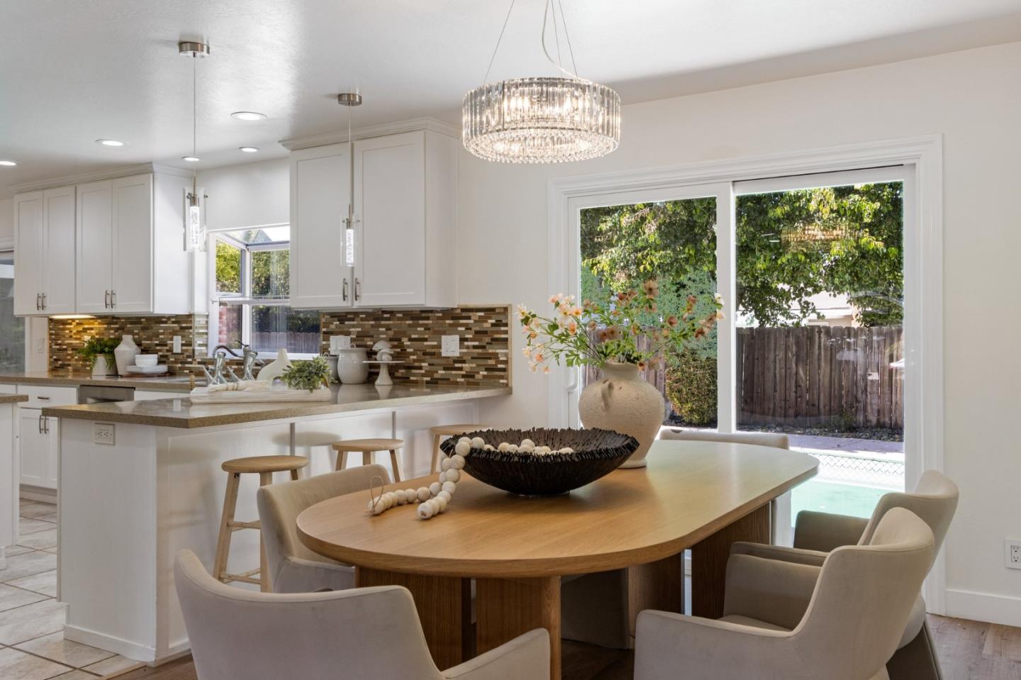 Detail Gallery Image 16 of 71 For 1193 Vintner Way, Pleasanton,  CA 94566 - 4 Beds | 3 Baths