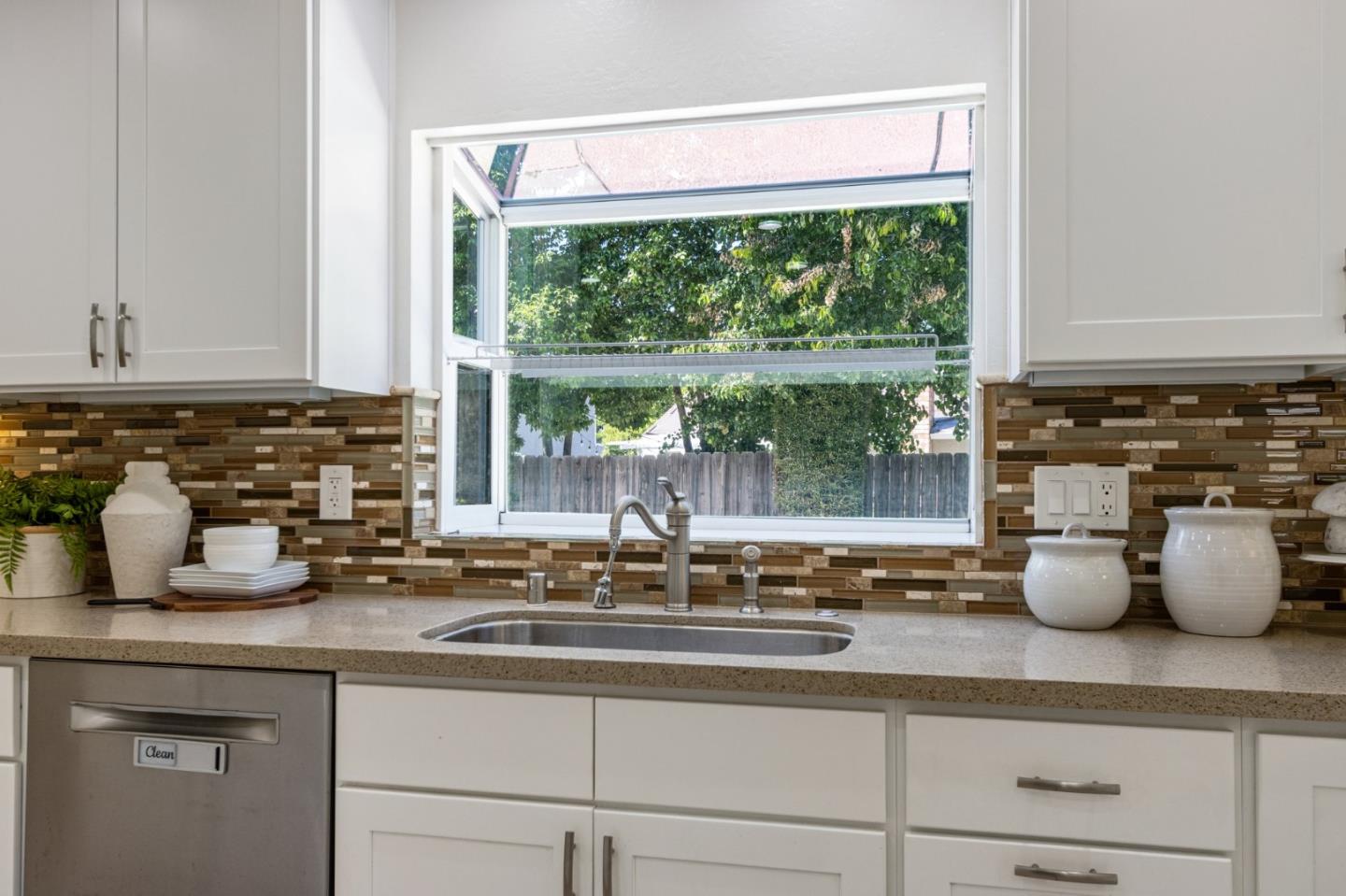 Detail Gallery Image 26 of 71 For 1193 Vintner Way, Pleasanton,  CA 94566 - 4 Beds | 3 Baths