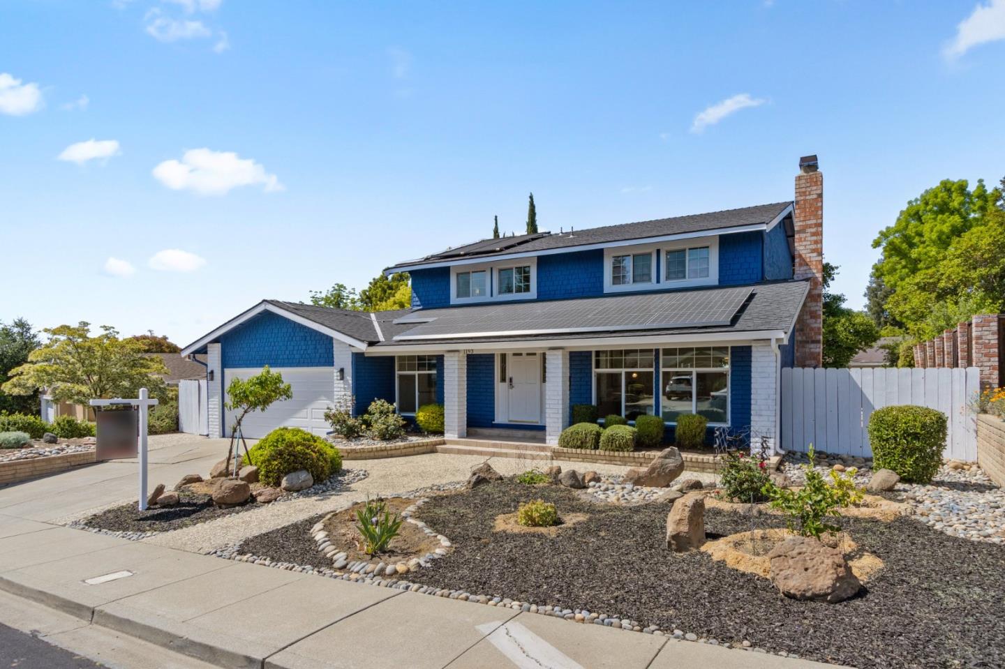 Detail Gallery Image 4 of 71 For 1193 Vintner Way, Pleasanton,  CA 94566 - 4 Beds | 3 Baths