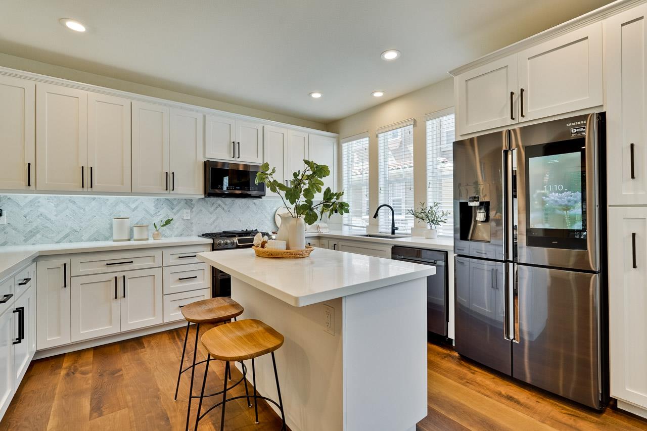 Detail Gallery Image 10 of 78 For 3068 Mary Helen Ln, San Jose,  CA 95136 - 4 Beds | 3/1 Baths