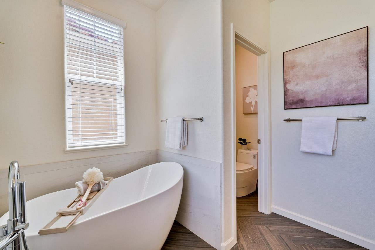 Detail Gallery Image 26 of 78 For 3068 Mary Helen Ln, San Jose,  CA 95136 - 4 Beds | 3/1 Baths