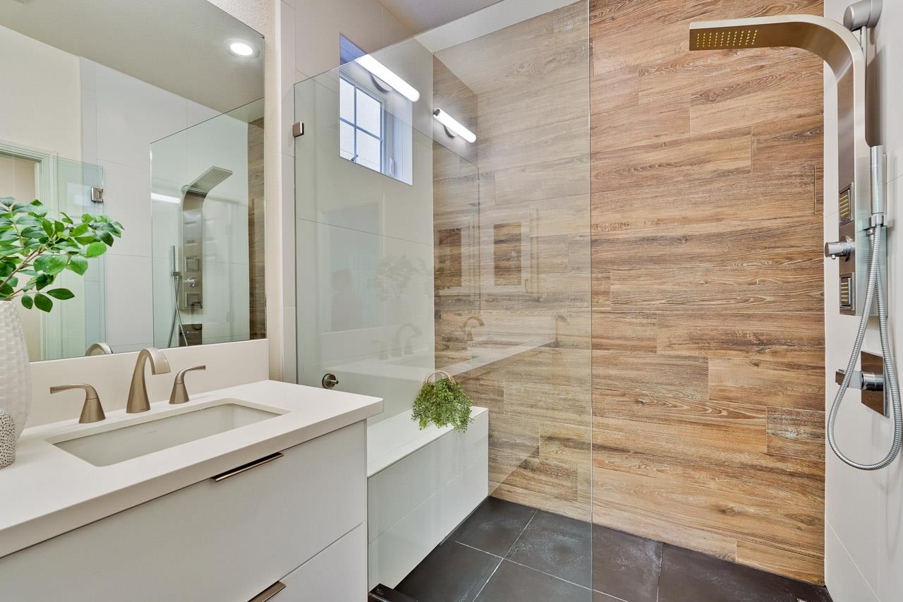 Detail Gallery Image 37 of 78 For 3068 Mary Helen Ln, San Jose,  CA 95136 - 4 Beds | 3/1 Baths