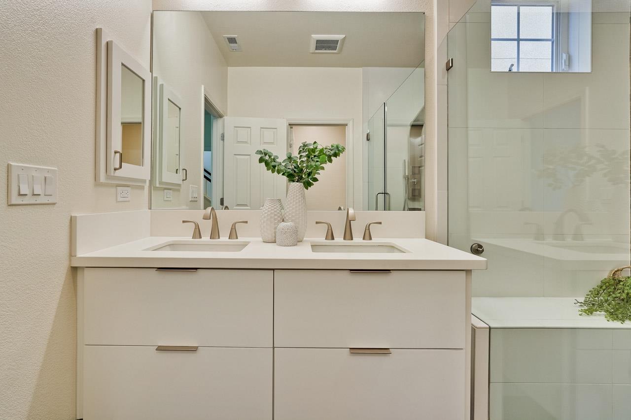 Detail Gallery Image 38 of 78 For 3068 Mary Helen Ln, San Jose,  CA 95136 - 4 Beds | 3/1 Baths