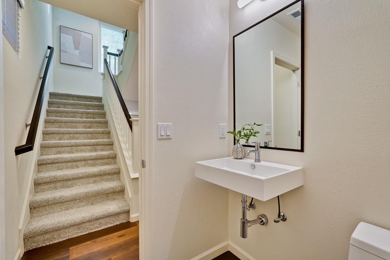 Detail Gallery Image 48 of 78 For 3068 Mary Helen Ln, San Jose,  CA 95136 - 4 Beds | 3/1 Baths