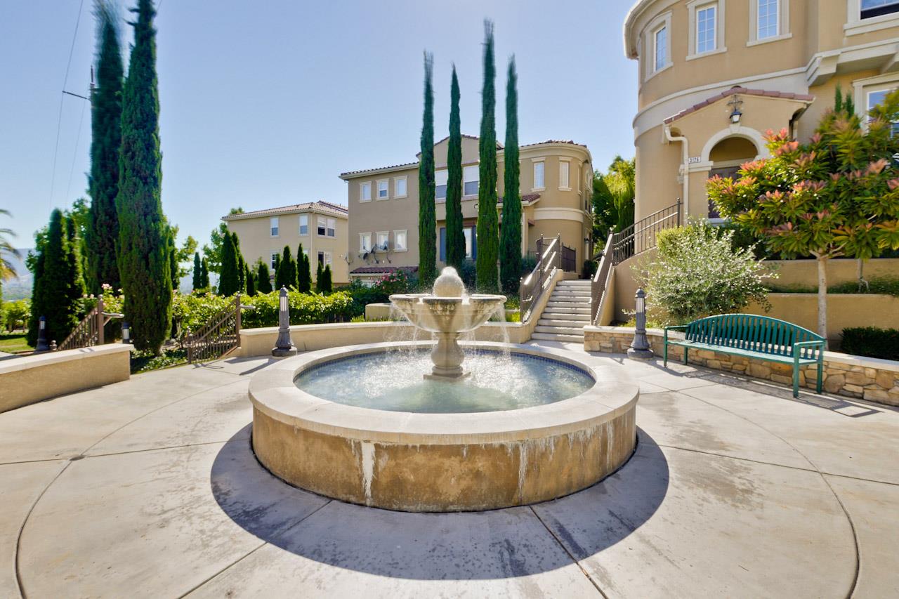 Detail Gallery Image 66 of 78 For 3068 Mary Helen Ln, San Jose,  CA 95136 - 4 Beds | 3/1 Baths