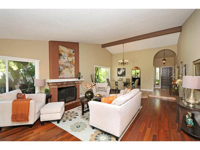 Detail Gallery Image 2 of 11 For 31 Lido Cir, Redwood Shores,  CA 94065 - 2 Beds | 2 Baths