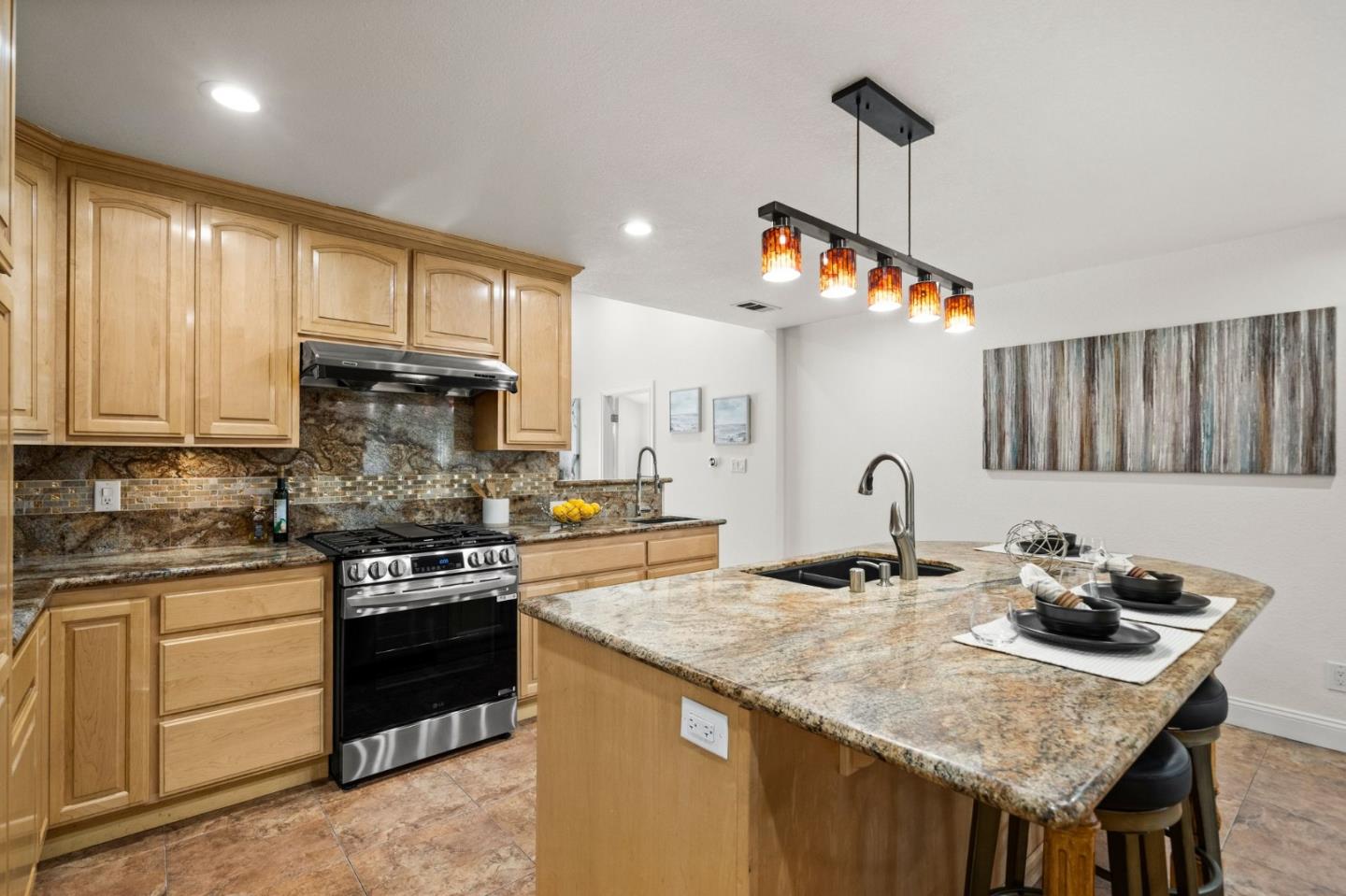 Detail Gallery Image 12 of 36 For 1173 Shamrock Dr, Campbell,  CA 95008 - 3 Beds | 2 Baths