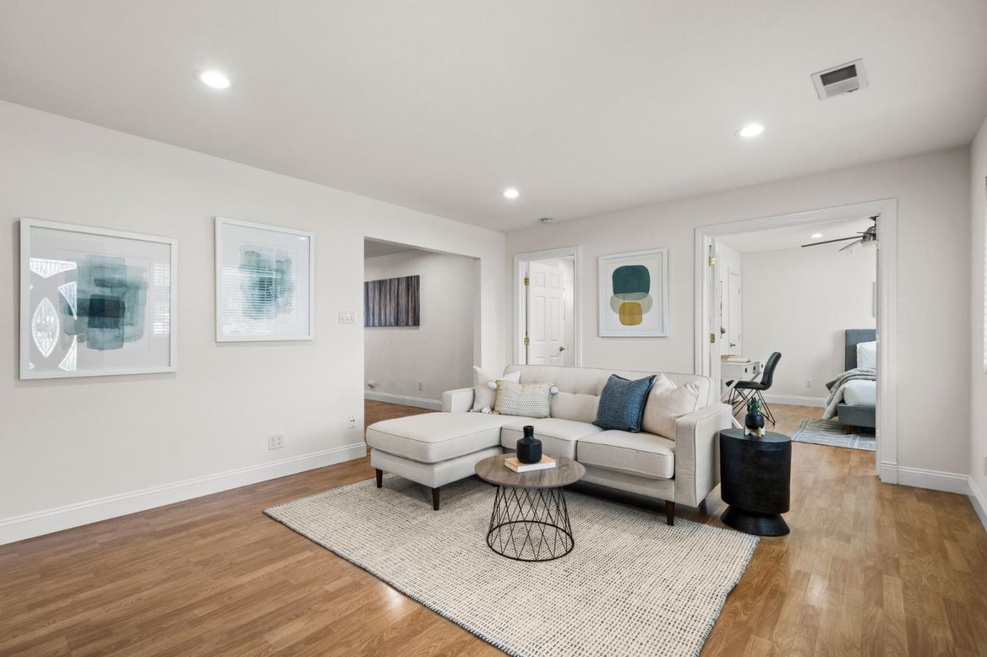 Detail Gallery Image 2 of 36 For 1173 Shamrock Dr, Campbell,  CA 95008 - 3 Beds | 2 Baths