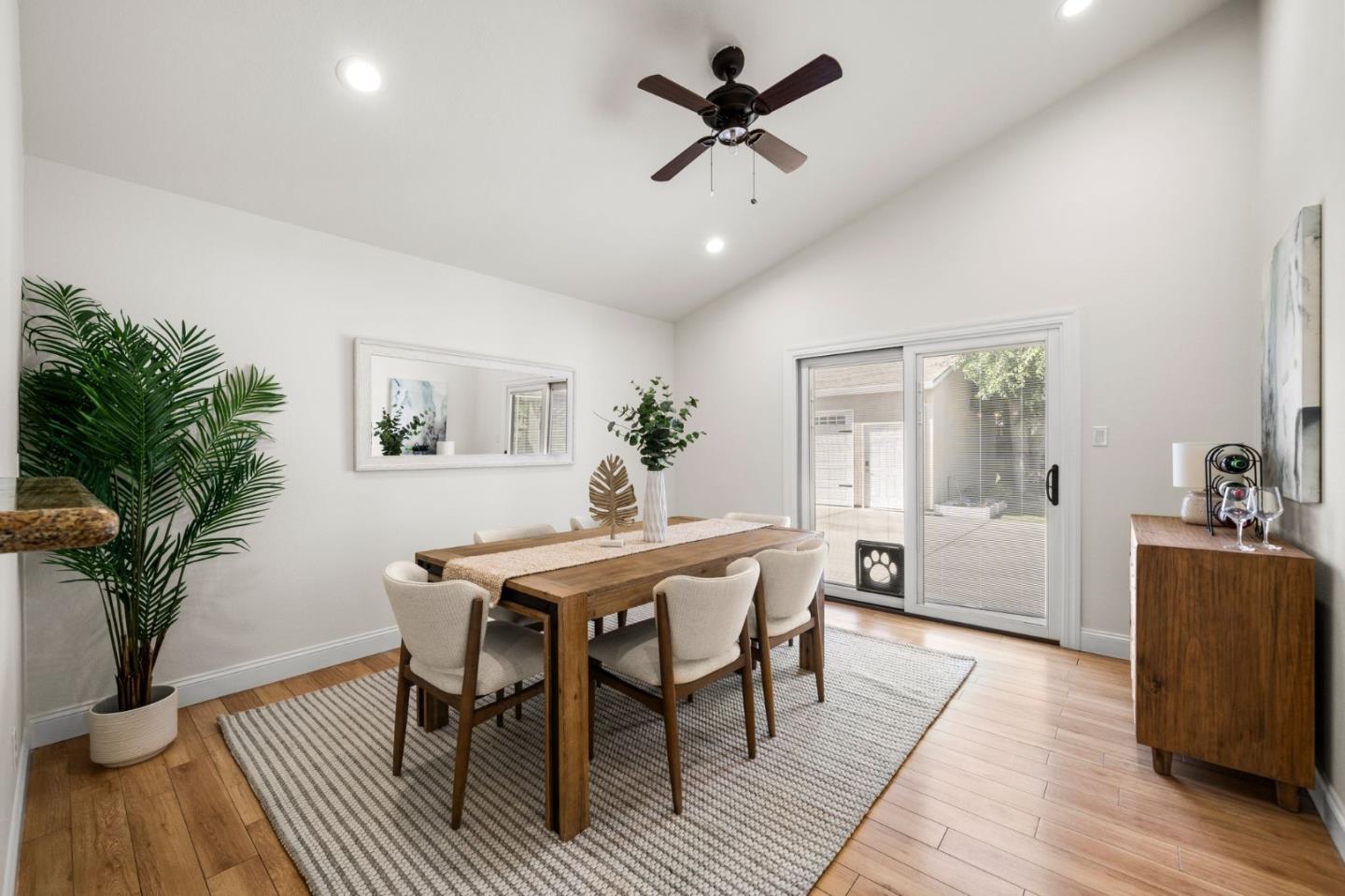 Detail Gallery Image 6 of 36 For 1173 Shamrock Dr, Campbell,  CA 95008 - 3 Beds | 2 Baths