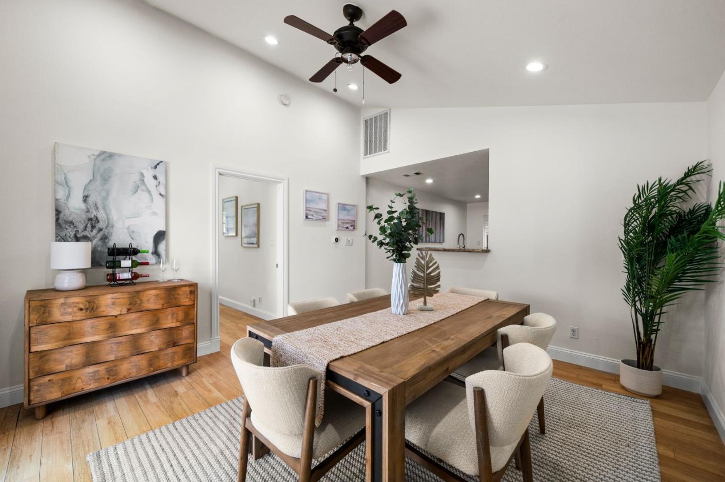 Detail Gallery Image 7 of 36 For 1173 Shamrock Dr, Campbell,  CA 95008 - 3 Beds | 2 Baths
