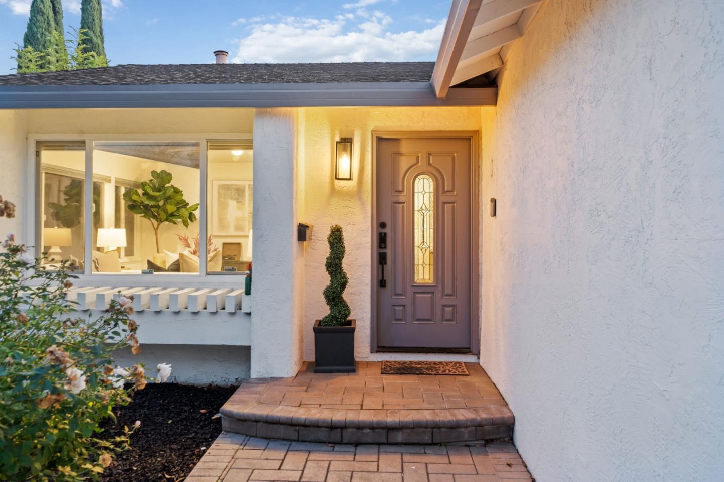 Detail Gallery Image 3 of 32 For 4397 Dulcey Dr, San Jose,  CA 95136 - 3 Beds | 2 Baths