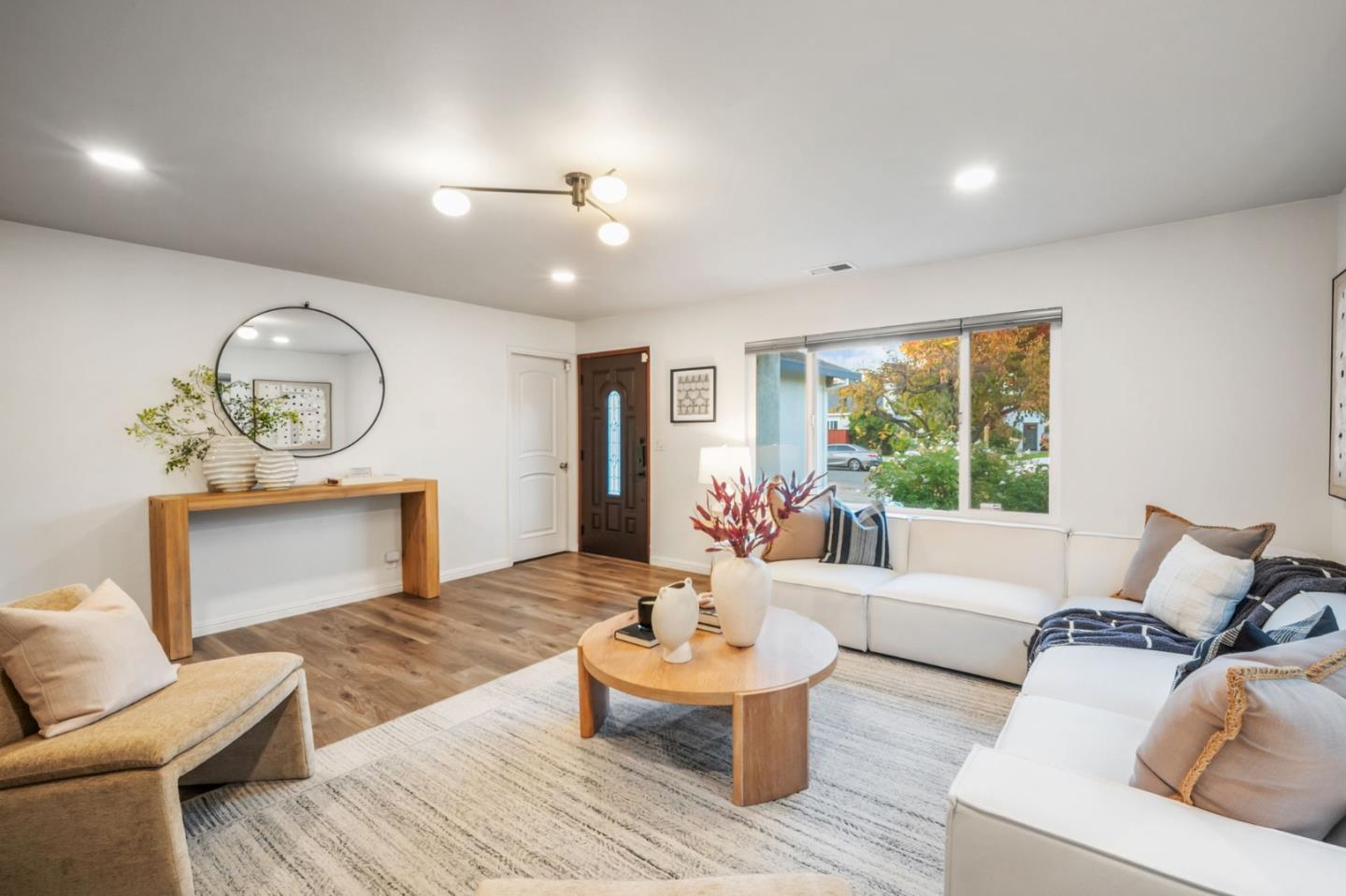 Detail Gallery Image 7 of 32 For 4397 Dulcey Dr, San Jose,  CA 95136 - 3 Beds | 2 Baths