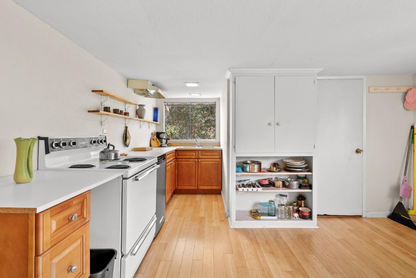 Detail Gallery Image 45 of 76 For 739 Snyder Ave, Aromas,  CA 95004 - 5 Beds | 3/1 Baths