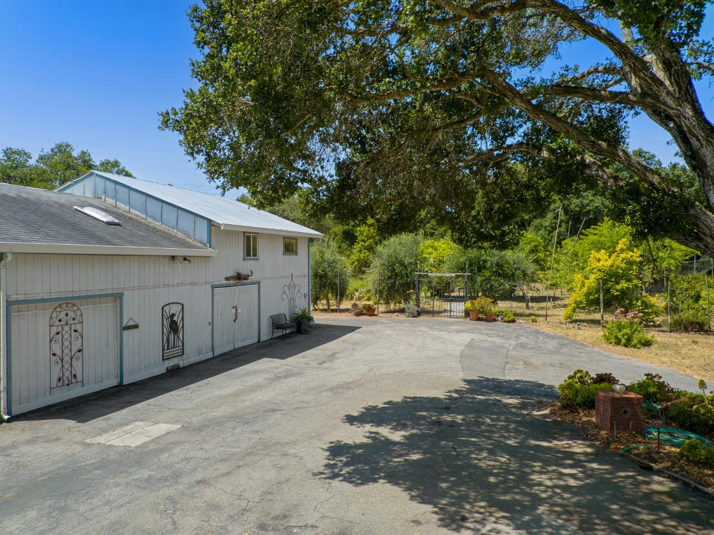 Detail Gallery Image 65 of 76 For 739 Snyder Ave, Aromas,  CA 95004 - 5 Beds | 3/1 Baths