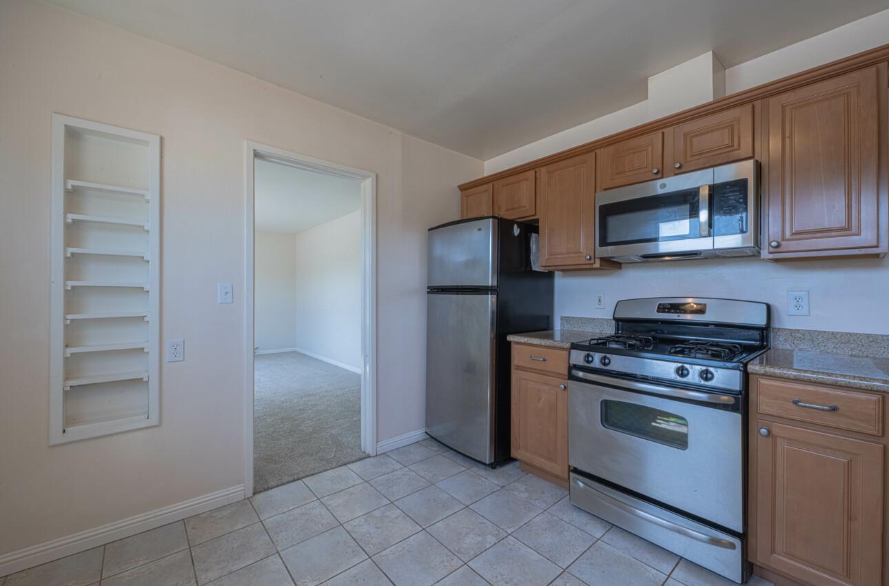 Detail Gallery Image 14 of 28 For 1259 Hillsdale St, Seaside,  CA 93955 - 2 Beds | 1 Baths