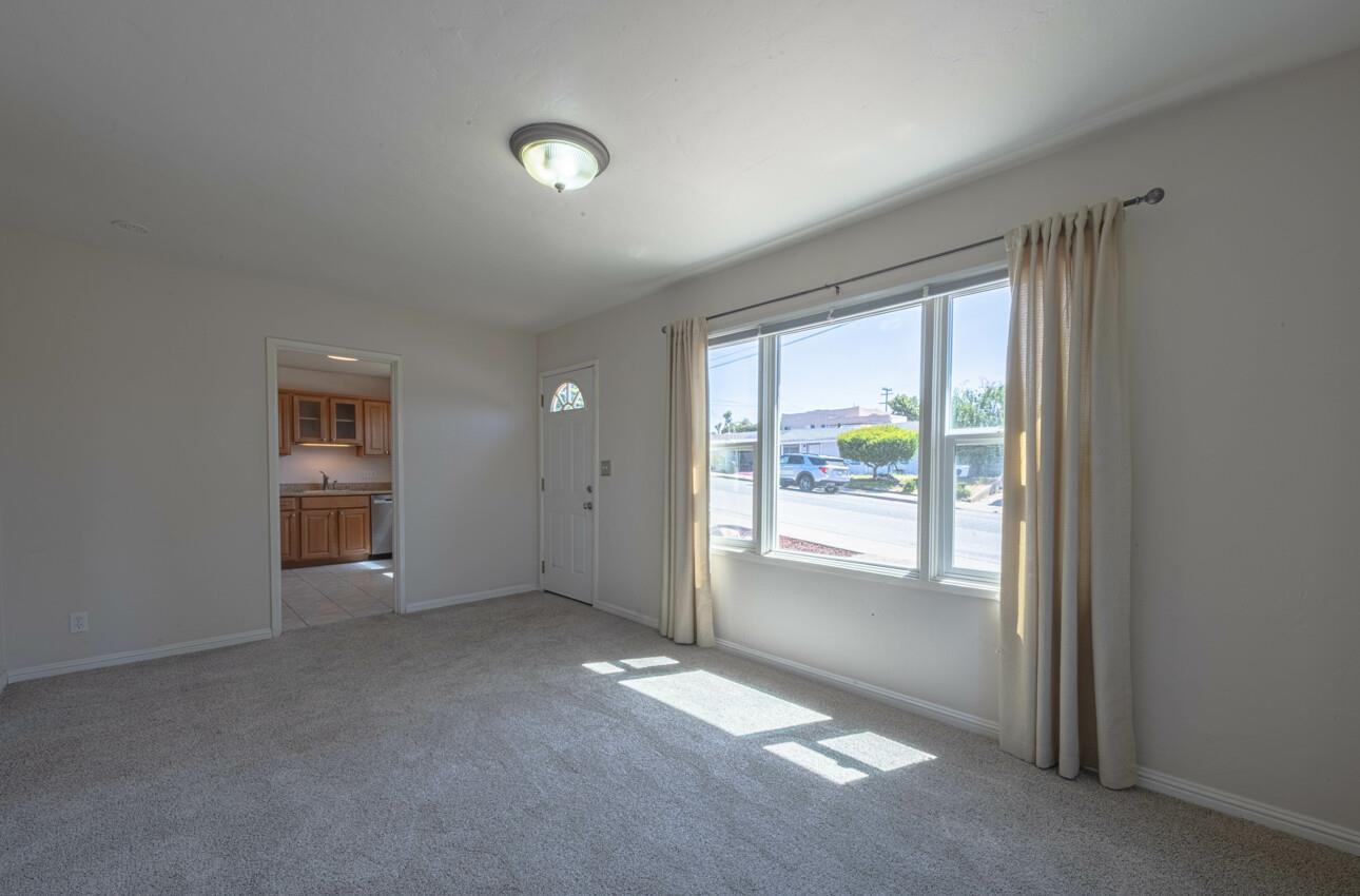 Detail Gallery Image 9 of 28 For 1259 Hillsdale St, Seaside,  CA 93955 - 2 Beds | 1 Baths