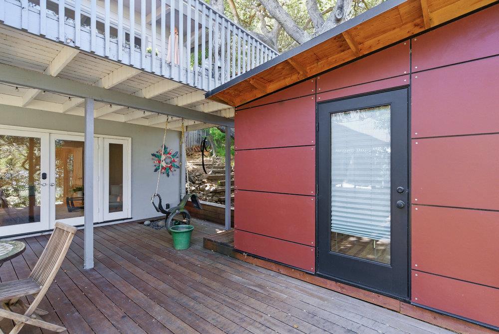 Detail Gallery Image 10 of 70 For 3225 Upper Lock Ave, Belmont,  CA 94002 - 3 Beds | 2/1 Baths