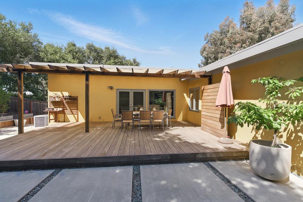 Detail Gallery Image 51 of 70 For 3225 Upper Lock Ave, Belmont,  CA 94002 - 3 Beds | 2/1 Baths