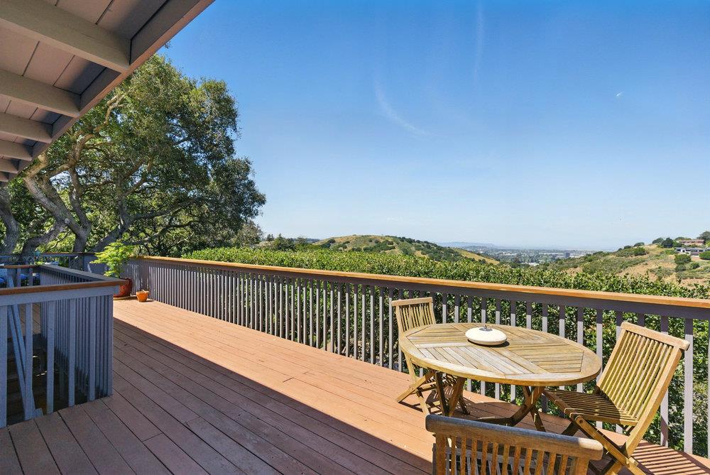 Detail Gallery Image 6 of 70 For 3225 Upper Lock Ave, Belmont,  CA 94002 - 3 Beds | 2/1 Baths