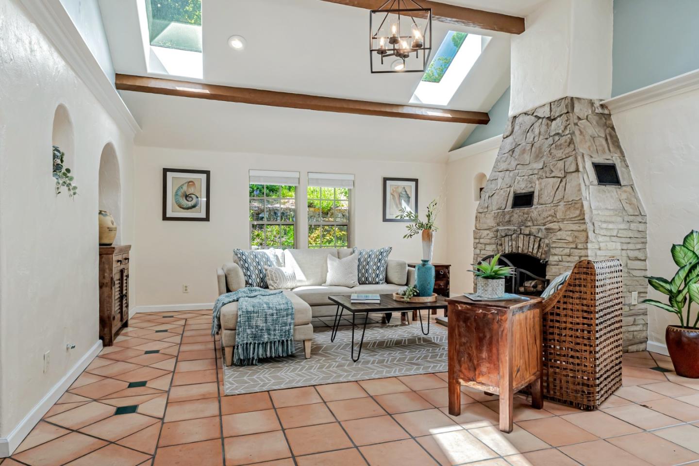 Detail Gallery Image 9 of 37 For 361 Moosehead Dr, Aptos,  CA 95003 - 3 Beds | 1 Baths