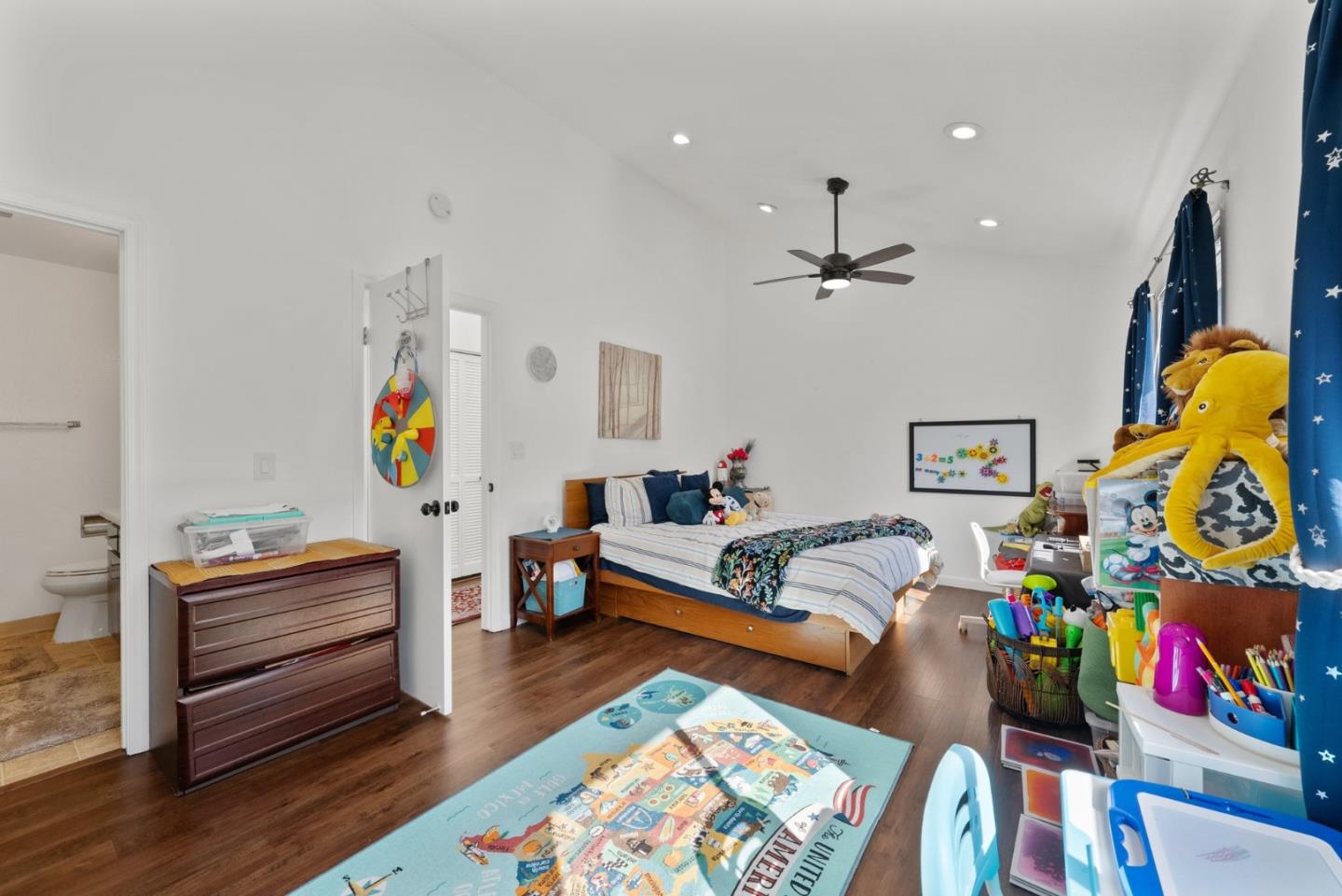 Detail Gallery Image 16 of 23 For 126 Monte Villa Ct, Campbell,  CA 95008 - 2 Beds | 2/1 Baths