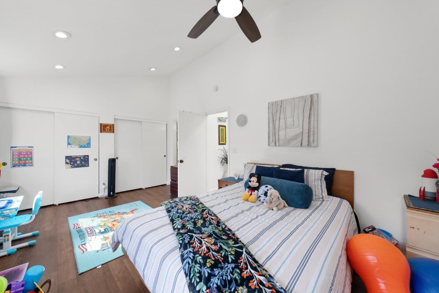 Detail Gallery Image 17 of 23 For 126 Monte Villa Ct, Campbell,  CA 95008 - 2 Beds | 2/1 Baths