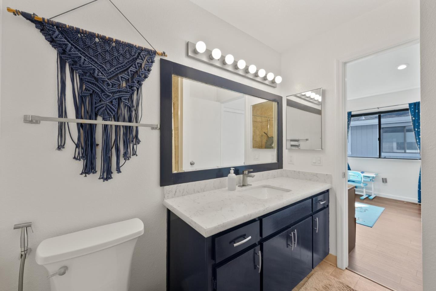 Detail Gallery Image 19 of 23 For 126 Monte Villa Ct, Campbell,  CA 95008 - 2 Beds | 2/1 Baths