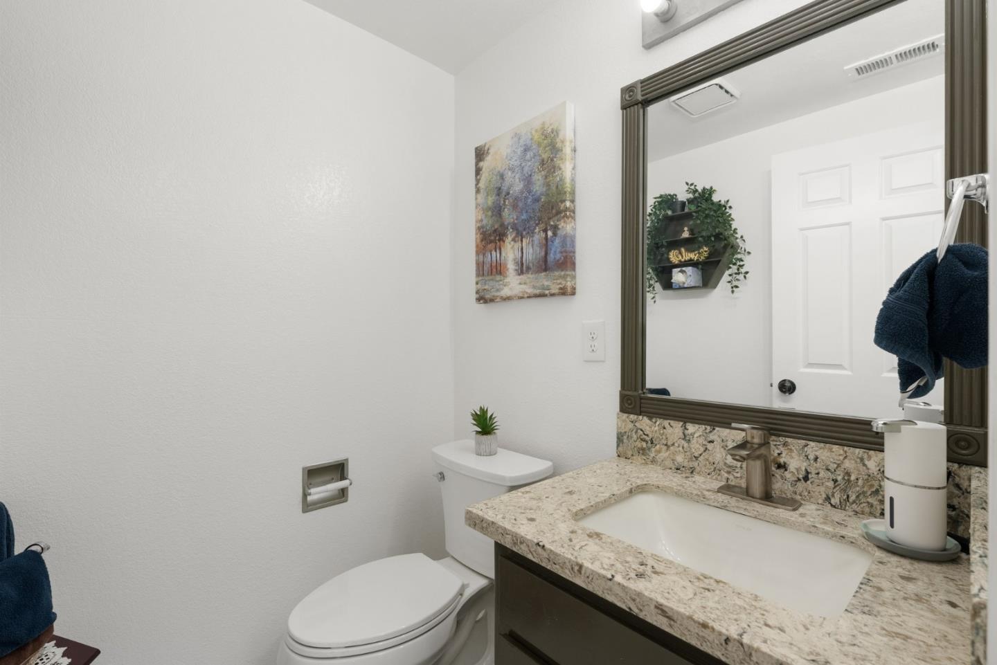 Detail Gallery Image 8 of 23 For 126 Monte Villa Ct, Campbell,  CA 95008 - 2 Beds | 2/1 Baths