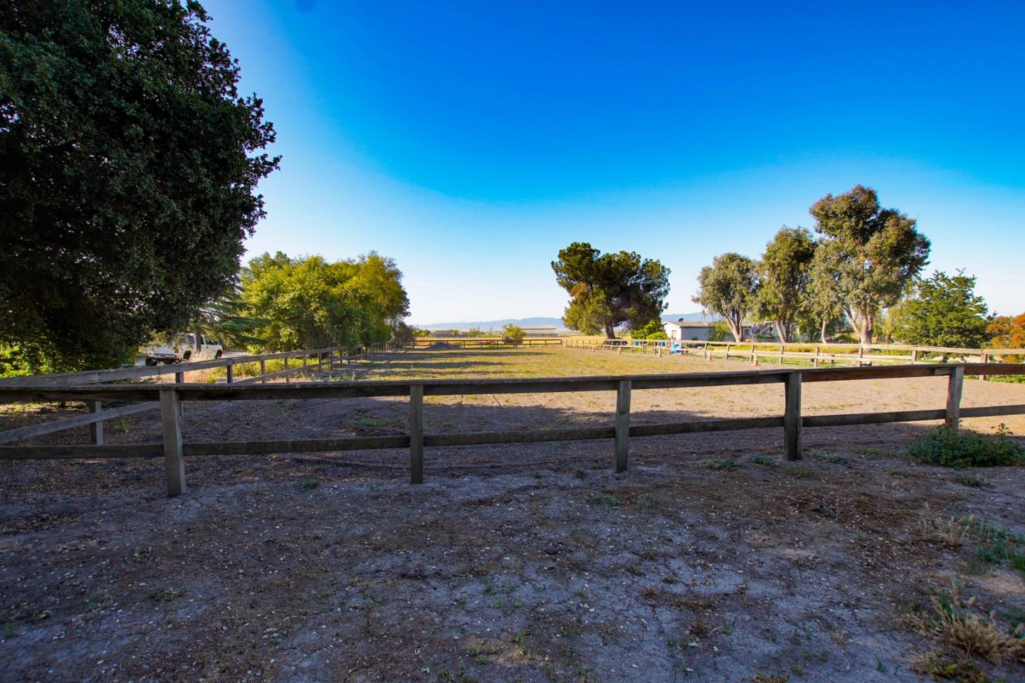 Detail Gallery Image 4 of 41 For 6200 Frye Ln, Hollister,  CA 95023 - – Beds | – Baths