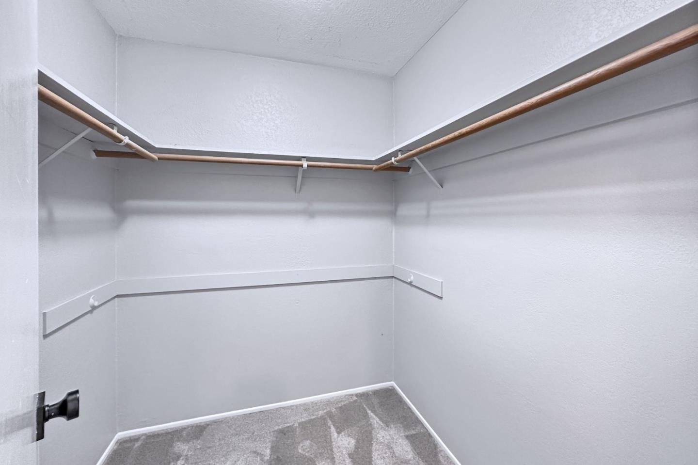 Detail Gallery Image 14 of 33 For 1249 Rosita Rd, Pacifica,  CA 94044 - 3 Beds | 2/1 Baths