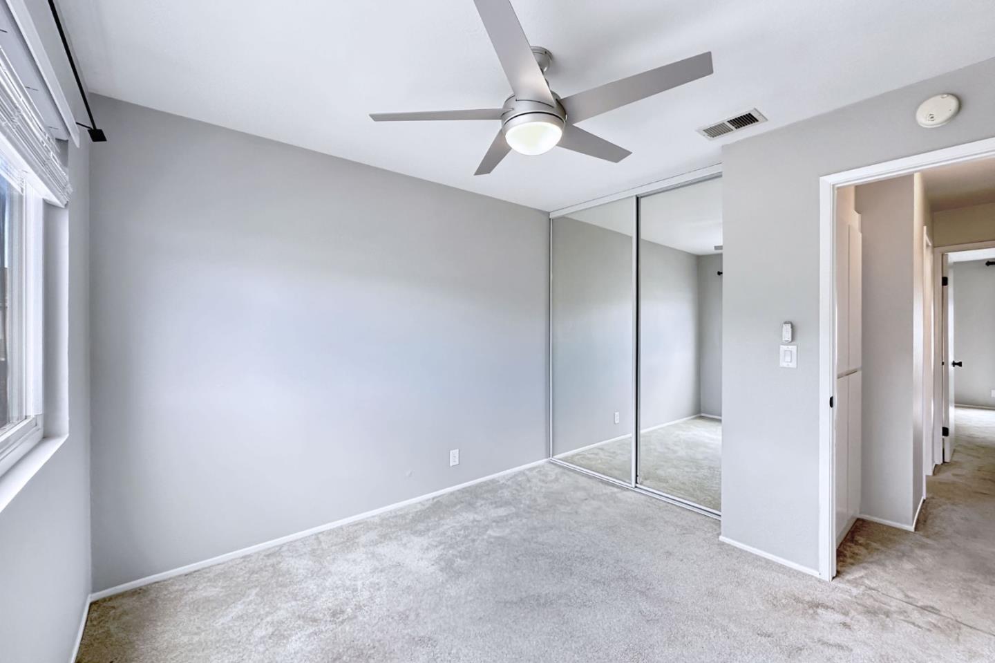 Detail Gallery Image 19 of 33 For 1249 Rosita Rd, Pacifica,  CA 94044 - 3 Beds | 2/1 Baths