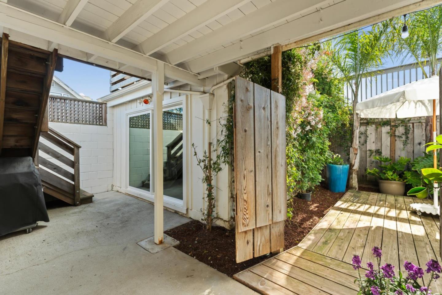 Detail Gallery Image 23 of 41 For 218 Buena Vista Ave, Santa Cruz,  CA 95062 - 3 Beds | 2 Baths