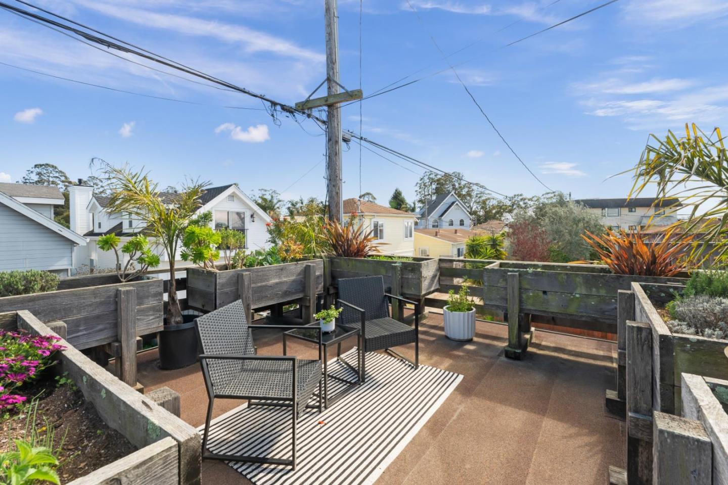 Detail Gallery Image 31 of 41 For 218 Buena Vista Ave, Santa Cruz,  CA 95062 - 3 Beds | 2 Baths