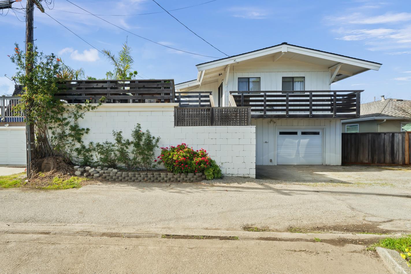 Detail Gallery Image 35 of 41 For 218 Buena Vista Ave, Santa Cruz,  CA 95062 - 3 Beds | 2 Baths