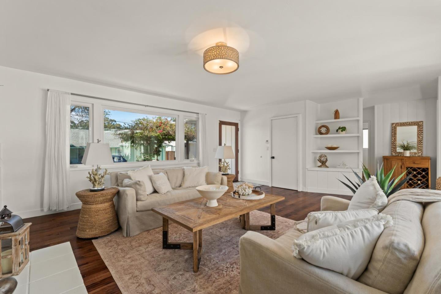 Detail Gallery Image 6 of 41 For 218 Buena Vista Ave, Santa Cruz,  CA 95062 - 3 Beds | 2 Baths