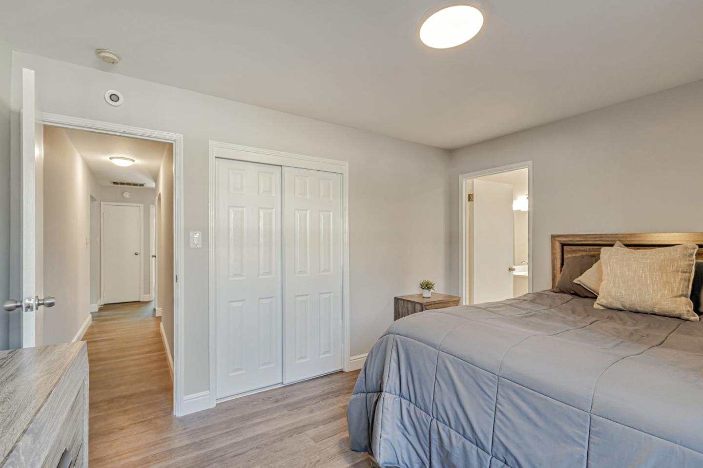 Detail Gallery Image 20 of 30 For 2592 Amethyst Dr, Santa Clara,  CA 95051 - 3 Beds | 2 Baths