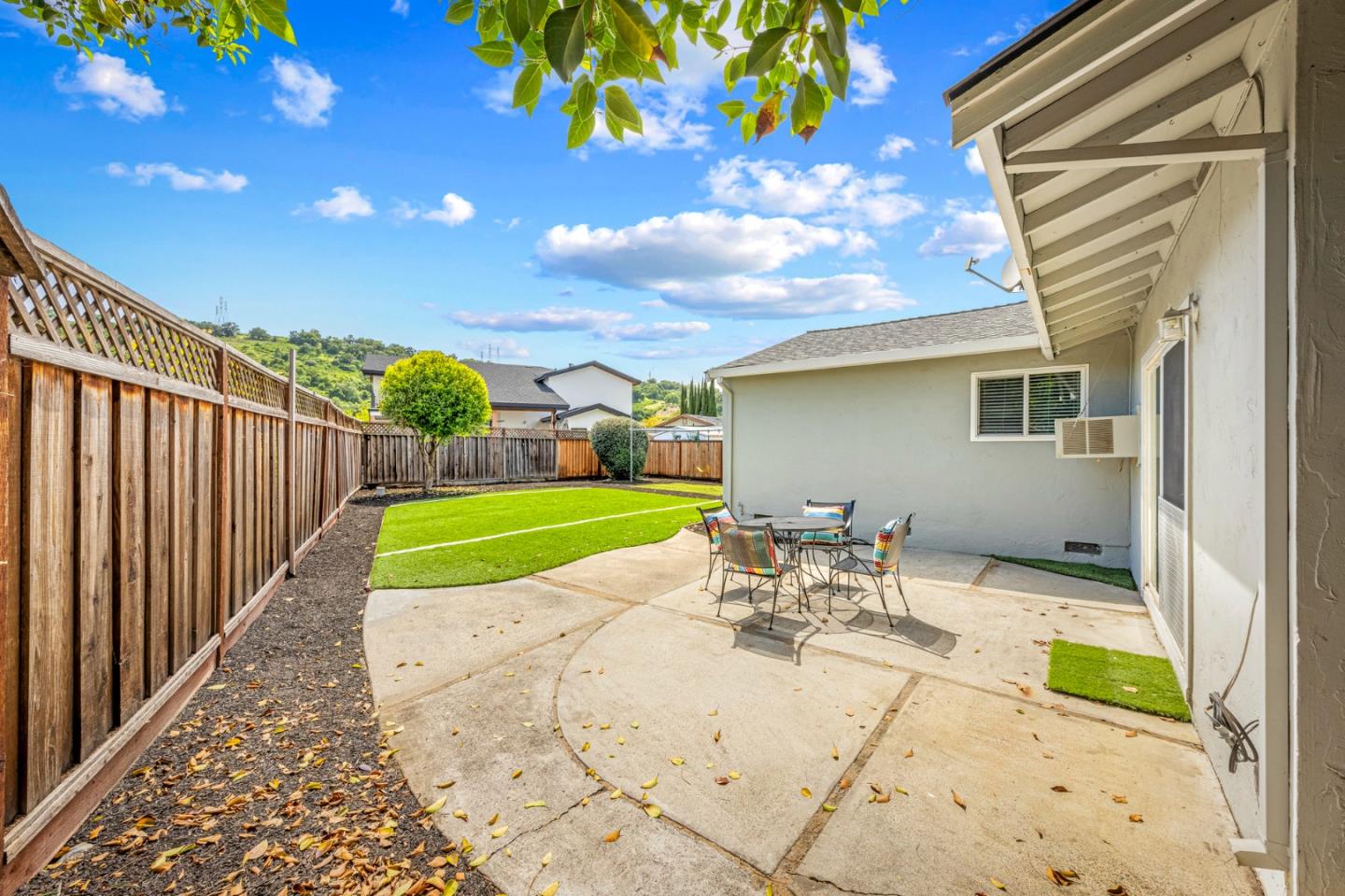 Detail Gallery Image 31 of 43 For 702 Cree Dr, San Jose,  CA 95123 - 4 Beds | 2 Baths