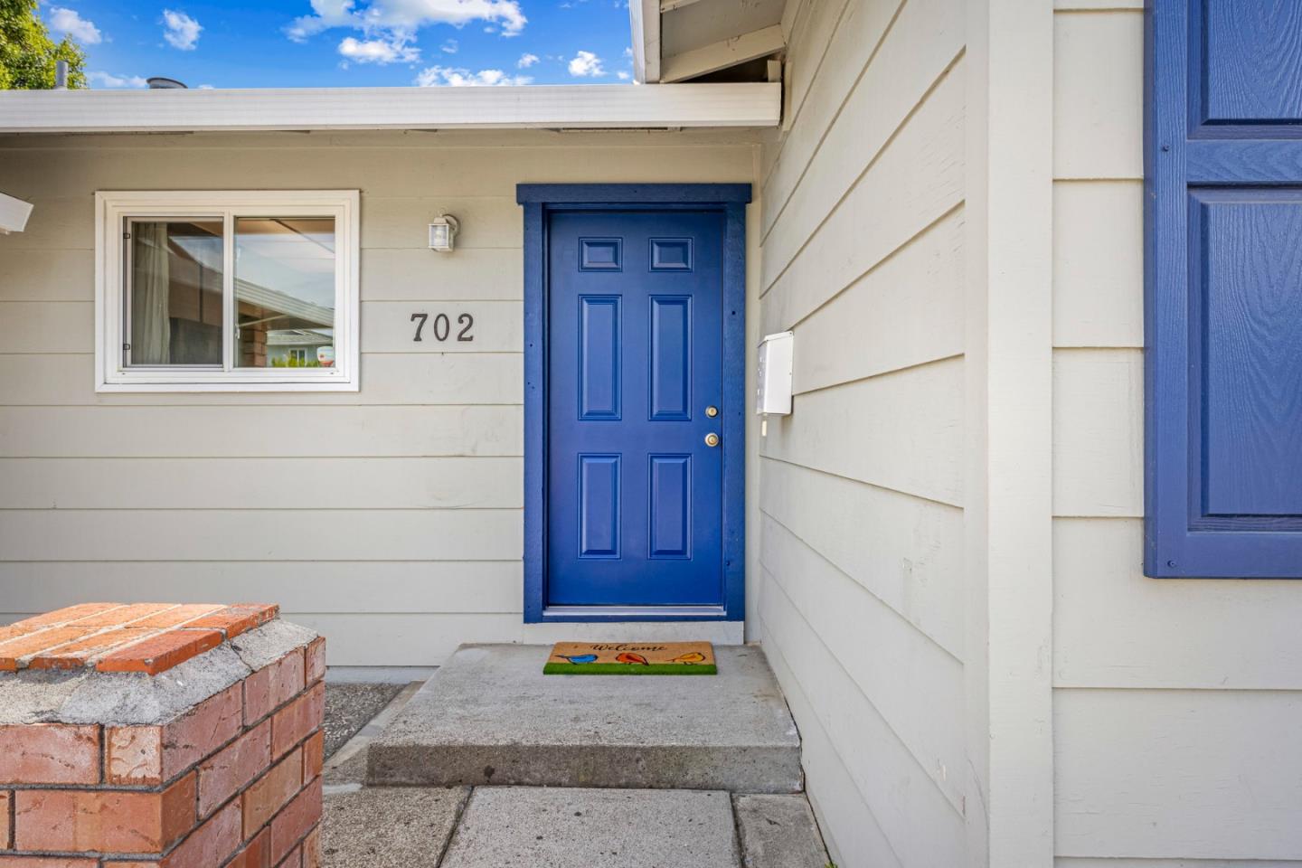 Detail Gallery Image 8 of 43 For 702 Cree Dr, San Jose,  CA 95123 - 4 Beds | 2 Baths