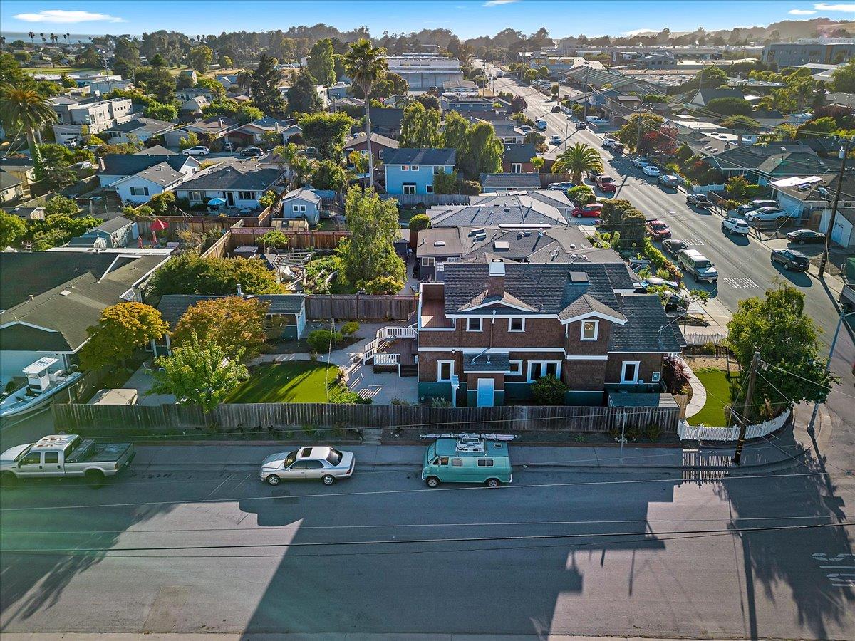 Detail Gallery Image 48 of 51 For 1901 Delaware Ave, Santa Cruz,  CA 95060 - 3 Beds | 2 Baths