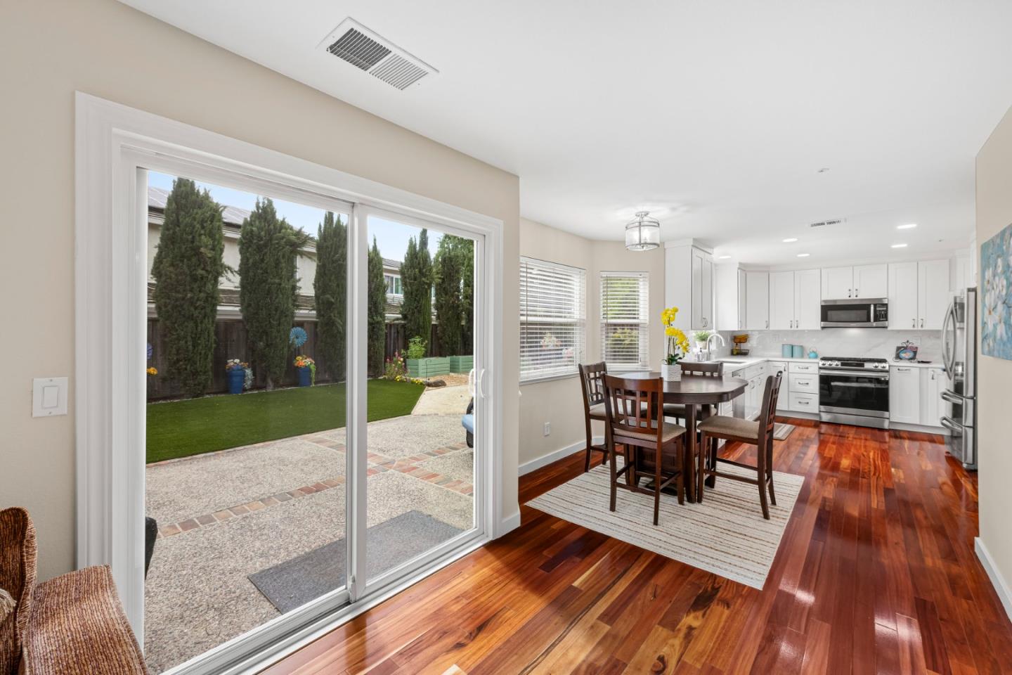 Detail Gallery Image 15 of 53 For 360 via Largo, Morgan Hill,  CA 95037 - 5 Beds | 3 Baths