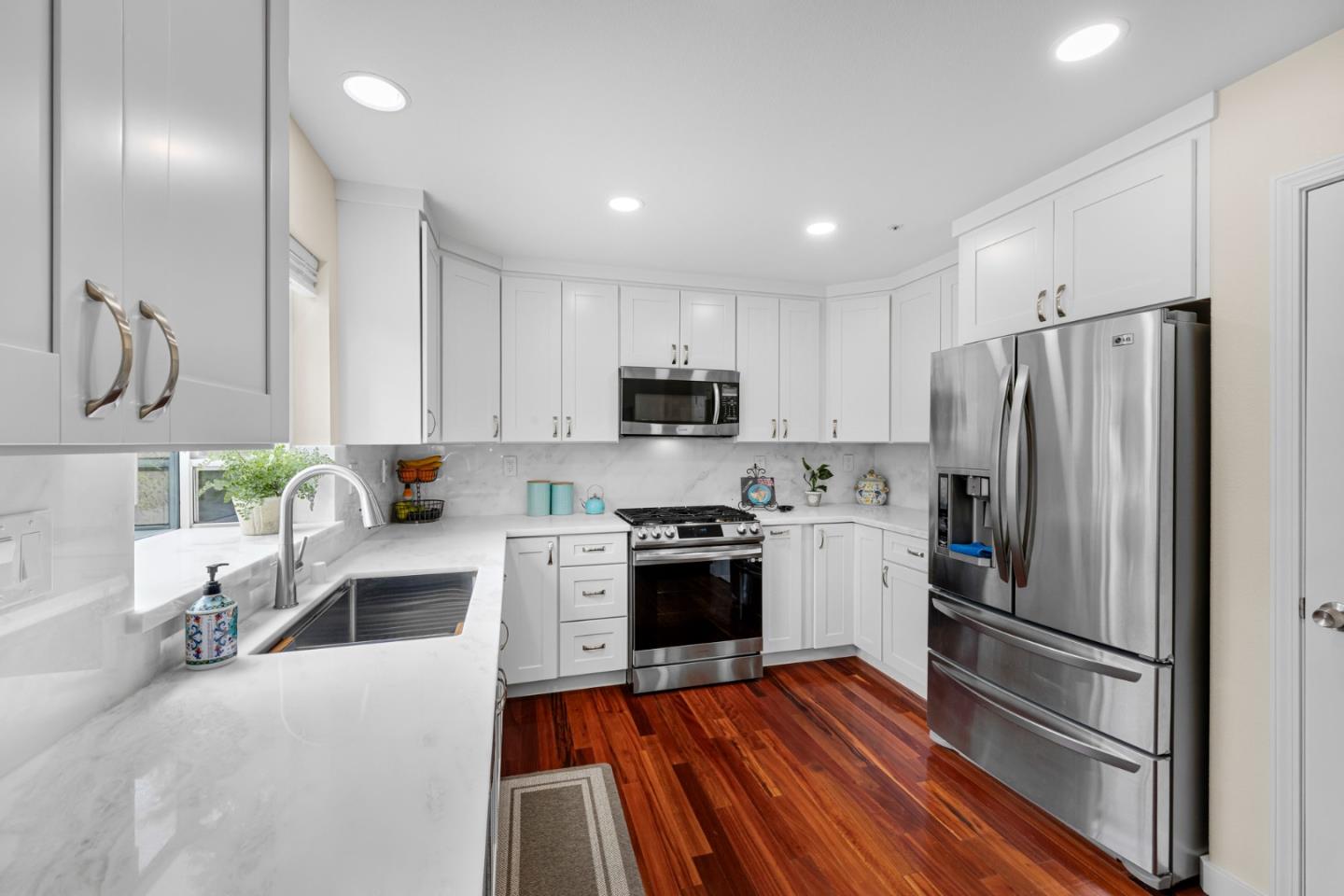 Detail Gallery Image 20 of 53 For 360 via Largo, Morgan Hill,  CA 95037 - 5 Beds | 3 Baths