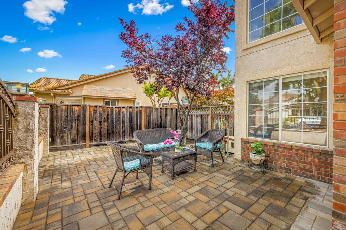 Detail Gallery Image 4 of 53 For 360 via Largo, Morgan Hill,  CA 95037 - 5 Beds | 3 Baths